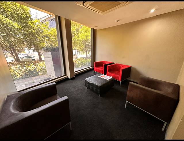 2,247M² OFFICE TO LET IN PARKTOWN